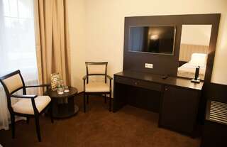 Парк-Отель Голицын Клуб Голицыно Номер улучшенный стандарт с 2 односпальными кроватями-3